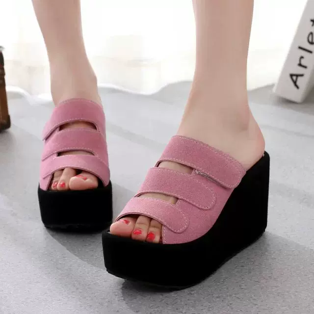 CT638 - thick-soled height-increasing wedge heels (1)