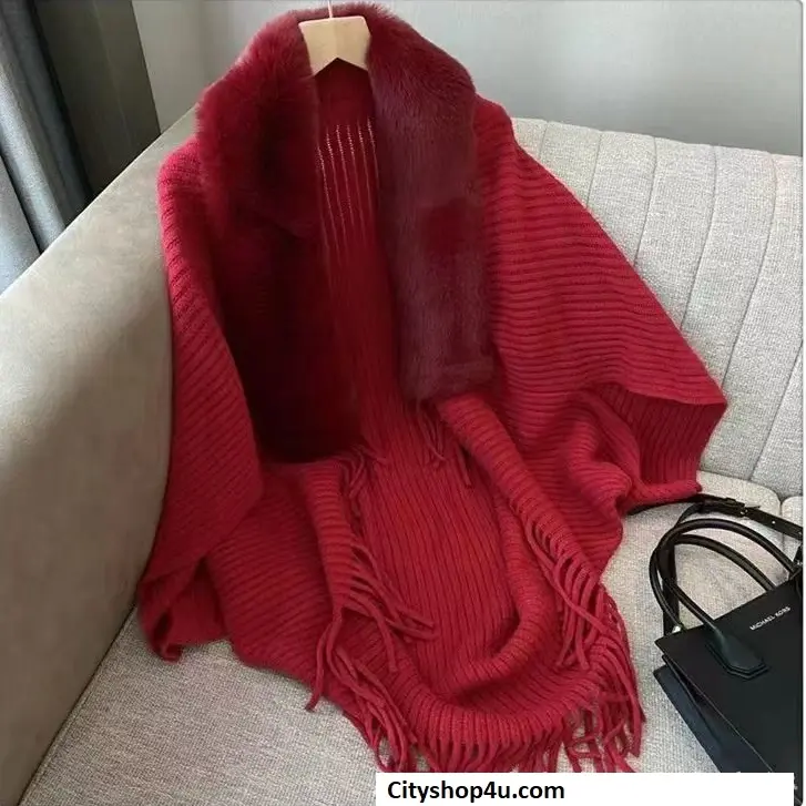 DR509 – Winter knitted cardiga, fur collar shawl cape (2)