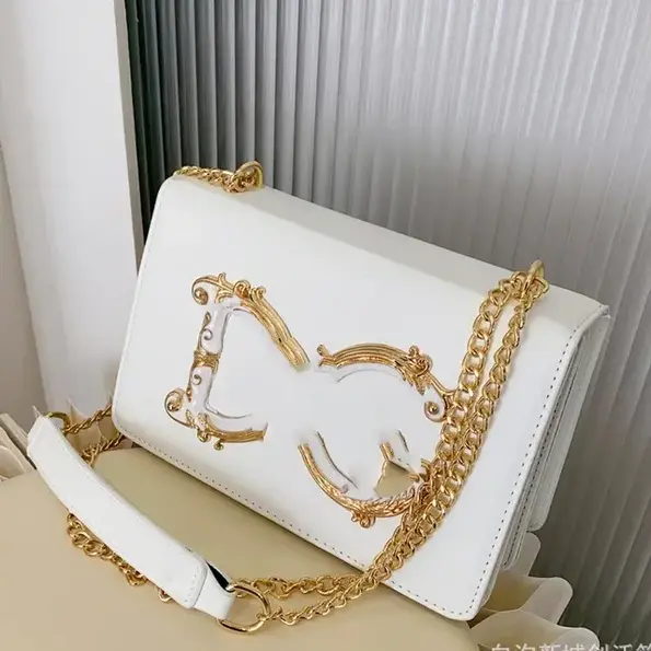 BG158 – Women’s High-quality textured banquet small square bag (8)