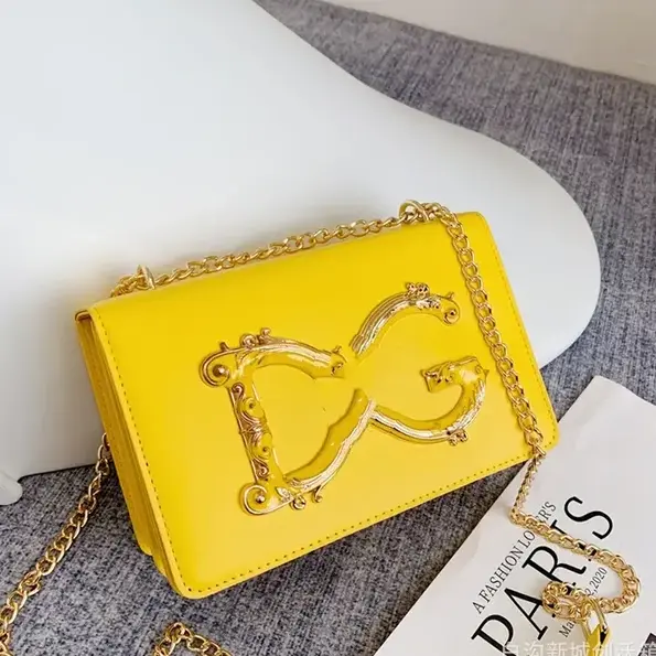 BG158 – Women’s High-quality textured banquet small square bag (8)