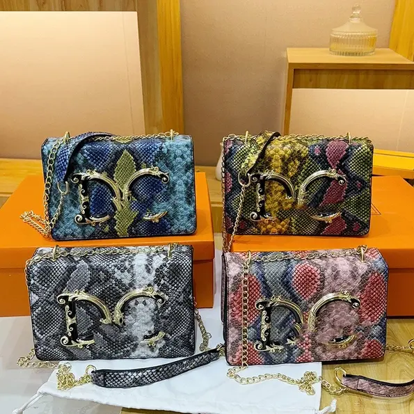 Women's bags, fashionable snake pattern small square bags,