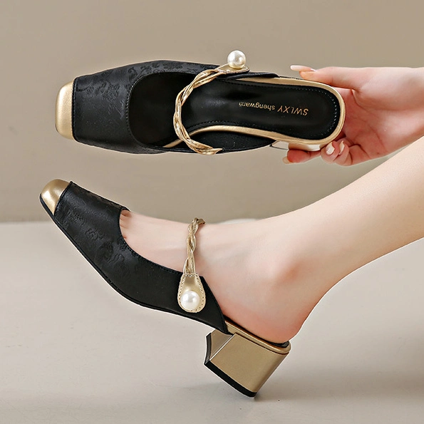 Closed toe half slippers