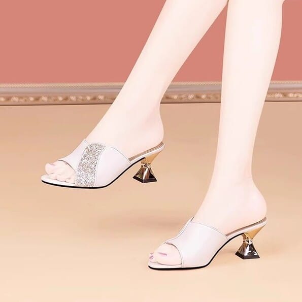 CT1213 – Women’s summer outdoor wear fashion, small heel shoes (1)