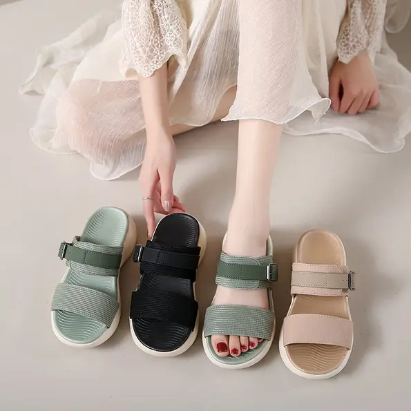 Lightweight wedge thick-bottom flip flops