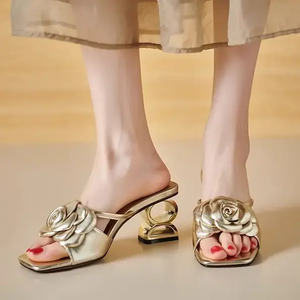 CT514 – Women’s New style flip flops, flower sandals thick heel sandals for shoes (2)