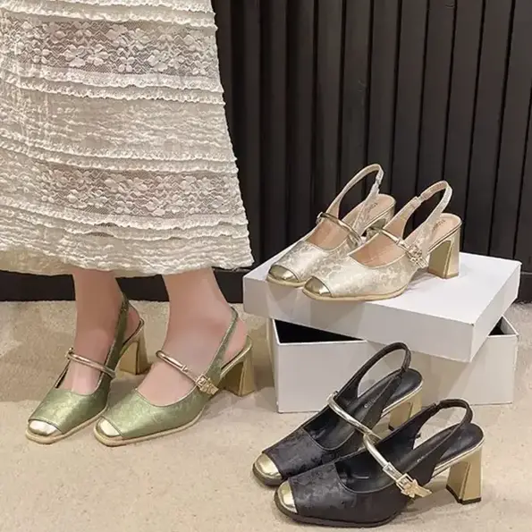 Chinese high heels, square head sandals