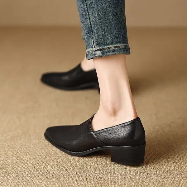 CT2036 – Foreign trade cross-border pointed toe slip-on soft leather loafers for women shoes (3)