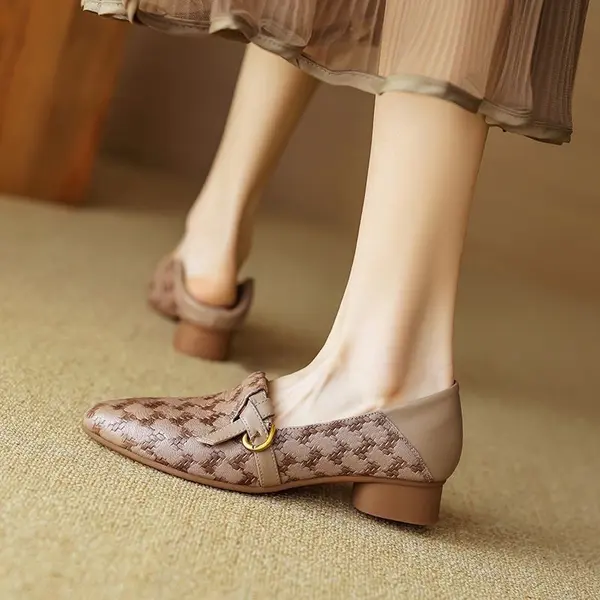 CT2560 – Brand special price red dragonfly leather soft sole single shoes (2)