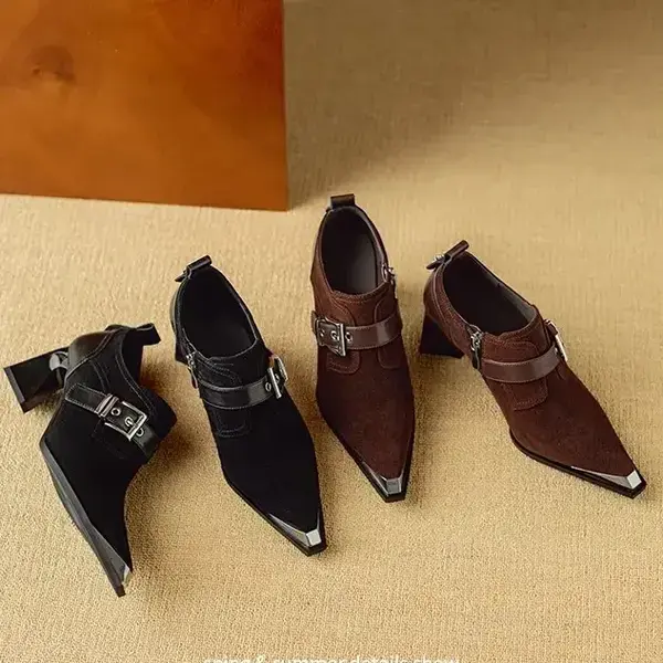 CT2574 – Retro fashion metal pointed toe thick heel deep-mouthed single shoes (1)