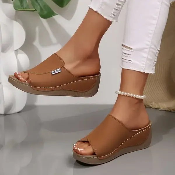 CT1253 – Summer New European and American Style Plus Size Sandals (1)