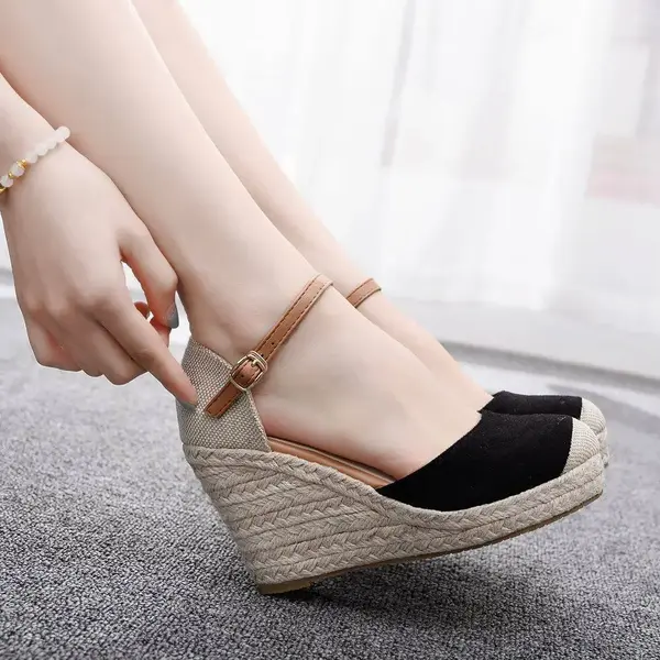 Stock : Summer New Women’s Shoes