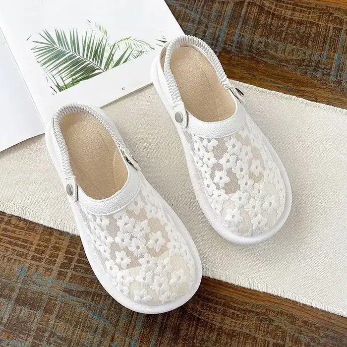 CT1280 – Women’s lace mesh sandals (2)