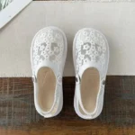 CT1280 – Women’s lace mesh sandals (2)