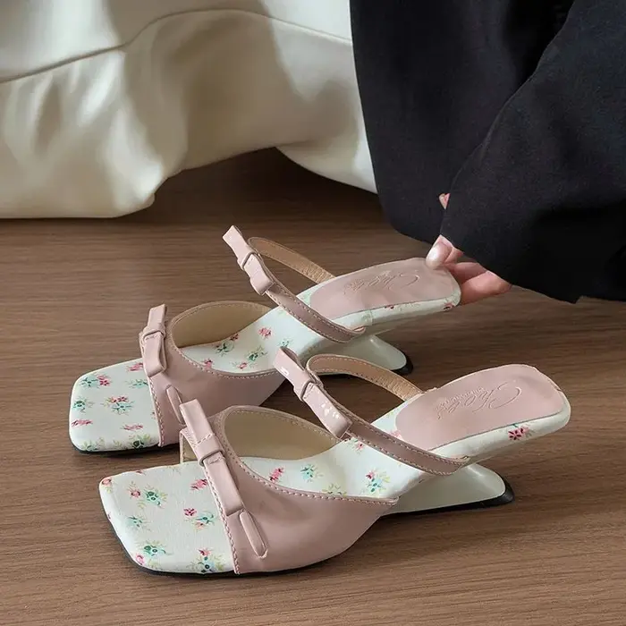 CT1289 – Elegant women’s summer square-toe high-heeled shoes (4)