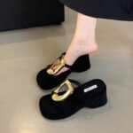 CT452 – Trendy black platform sandals for women (2)