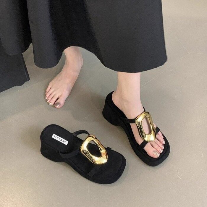 Trendy black platform sandals for women
