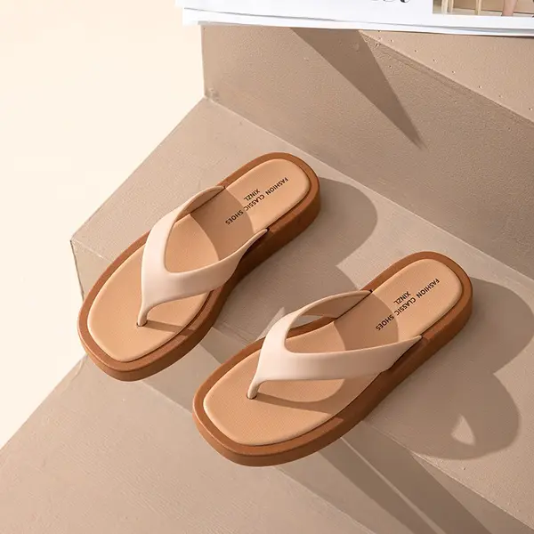 Women's Non-Slip Thick Sole Flip-Flops Slippers