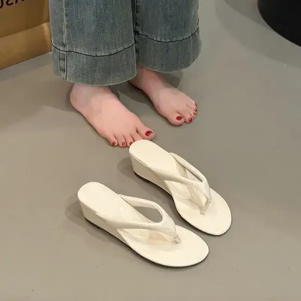 TP065 – New style wedge flip-flops for women (3)