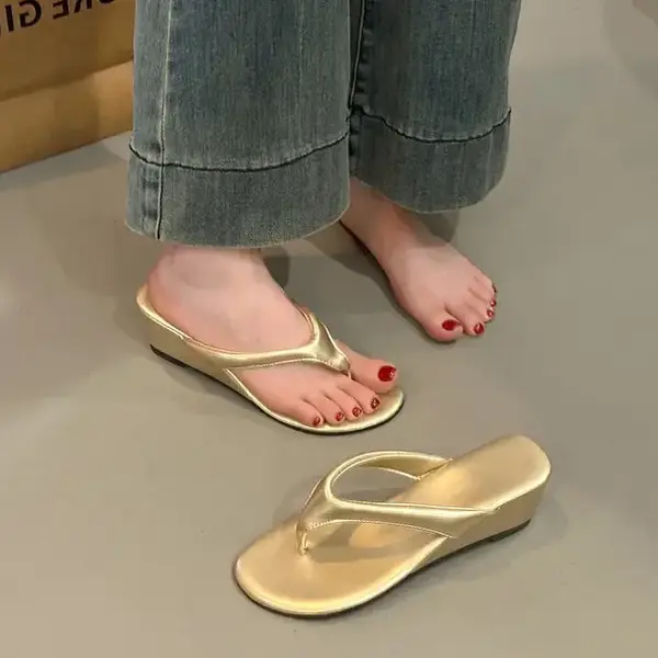 TP065 – New style wedge flip-flops for women (3)