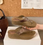 CT027 – Women’s Glitter Sequin Wedge Flip-Flops (8)