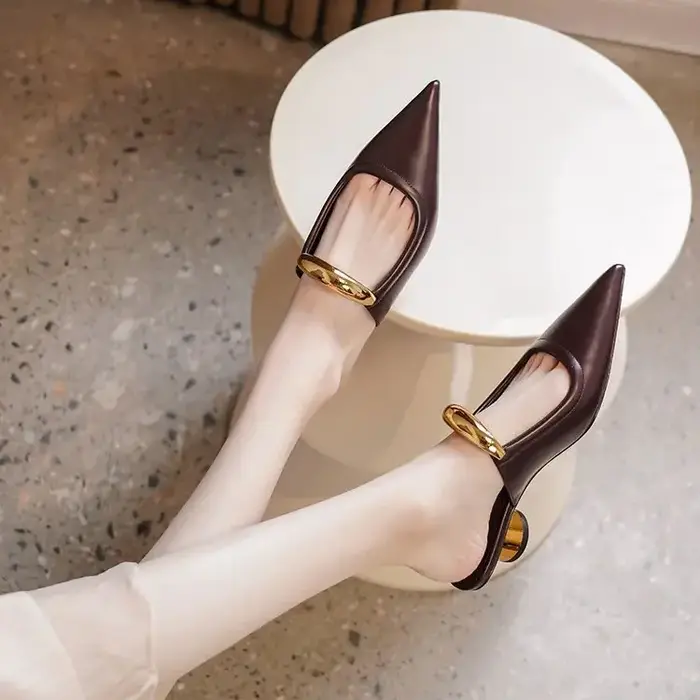 Pointed-Toe with Metal Chunky Heels