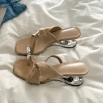 CT1321 – Polka dot cross strap slip-on sandals (2)