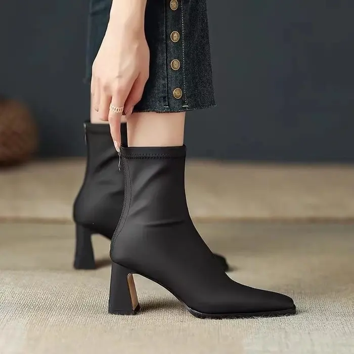 Elastic Style Simple Short Boots