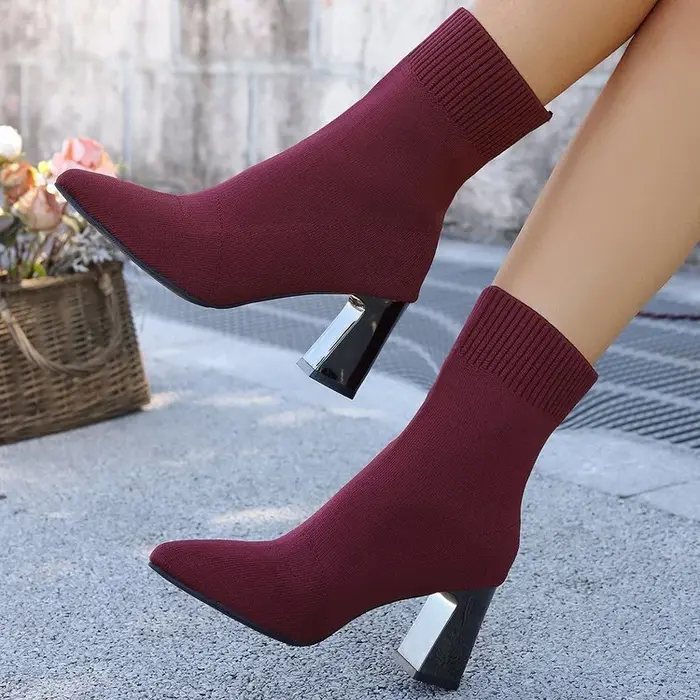 Wine red
