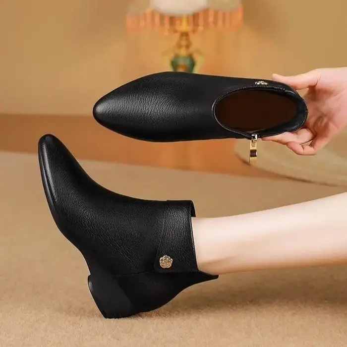CT2626 – Winter New Round-Toe Western Boots (2)